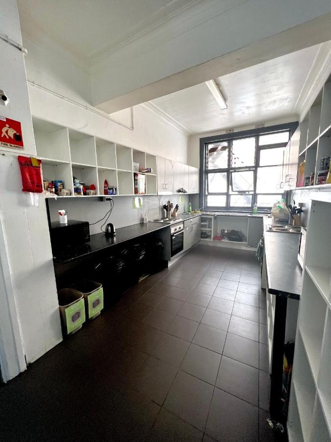 The Downing Hostel Sydney Exterior photo