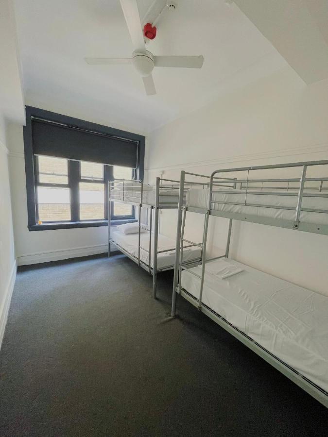 The Downing Hostel Sydney Exterior photo