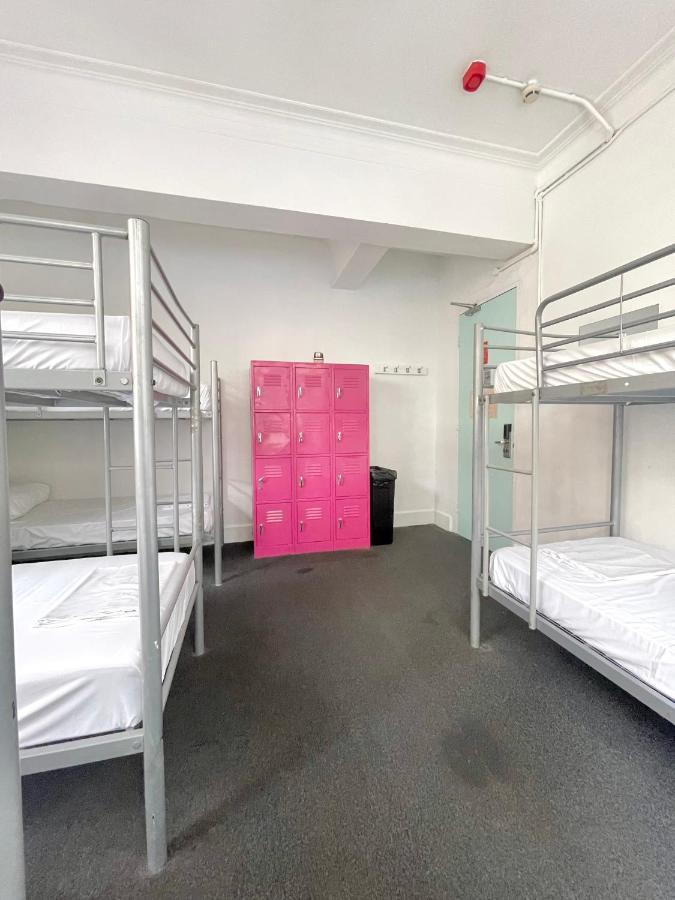 The Downing Hostel Sydney Exterior photo